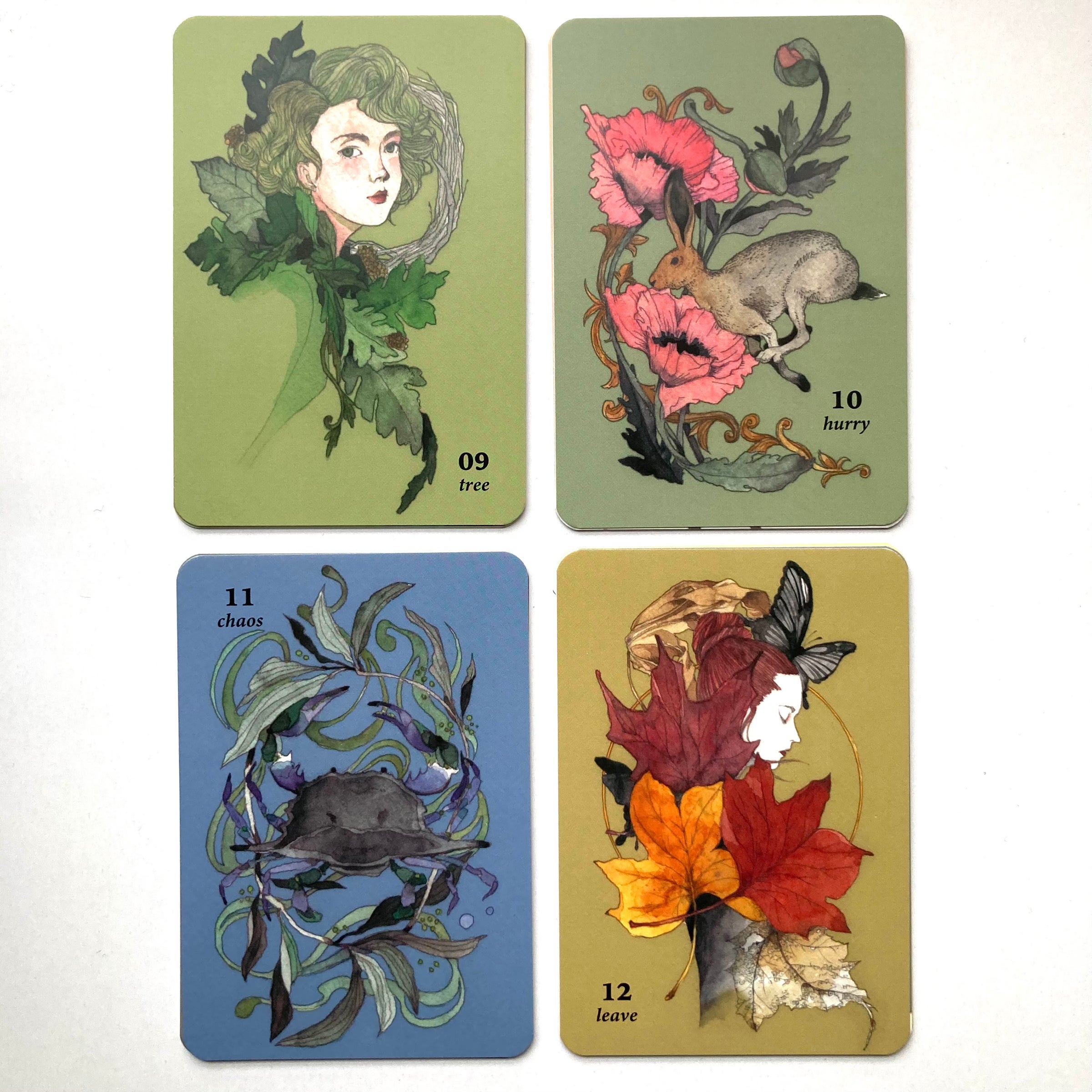 正規品オラクルカード】金箔押しが美しくエレガント✨愛と人間関係に特